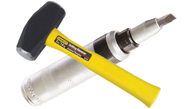 Illustration for article titled The Toolbox Essentials For Dealing With A Rusty Bolt